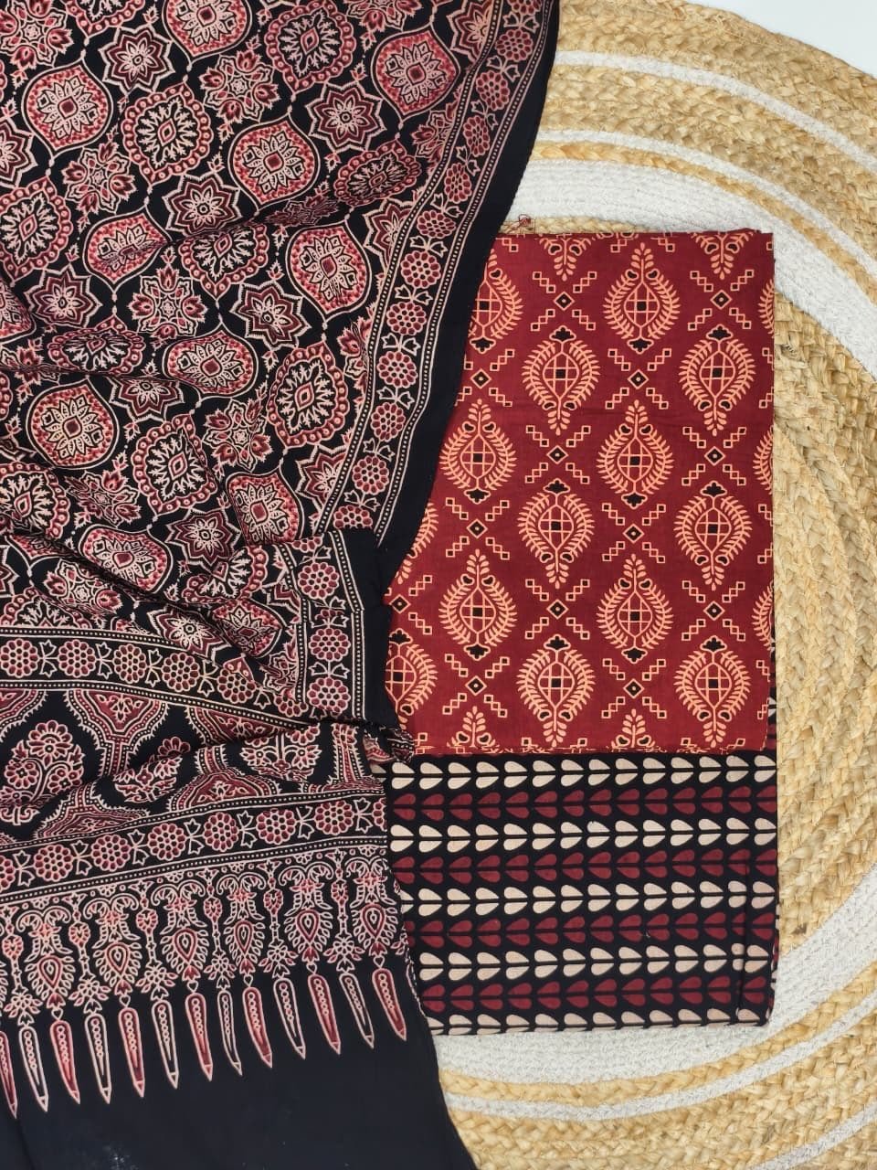 Pure Cotton Ajrakh Screen Print 3-Piece Suit 02